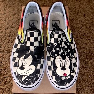 VANS x DISNEY SLIP ON